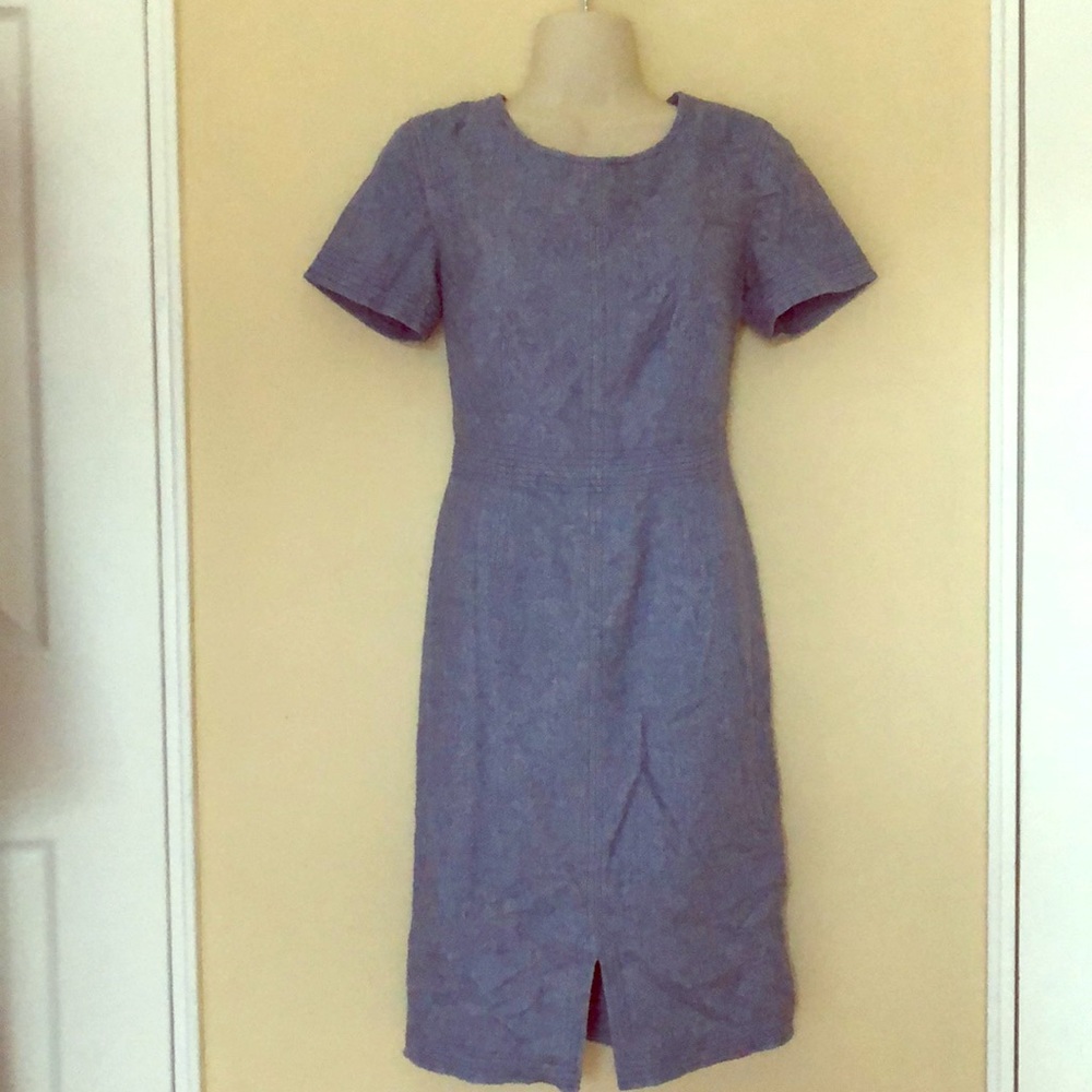 Beautiful Banana Republic dress